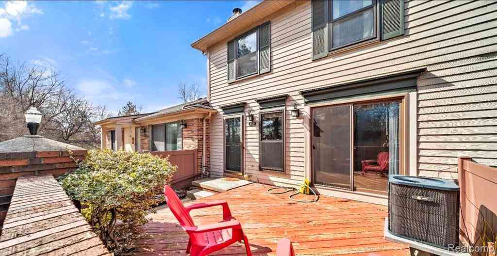 Condo For Sale - 41009 Southwind Drive <br/> Canton, MI 48188