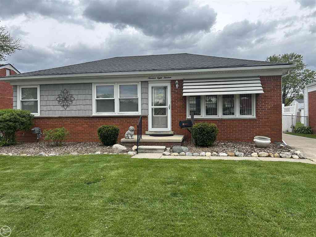 Homes For Sale - 19813 Sherry Street <br/> Saint Clair Shores, MI 48081