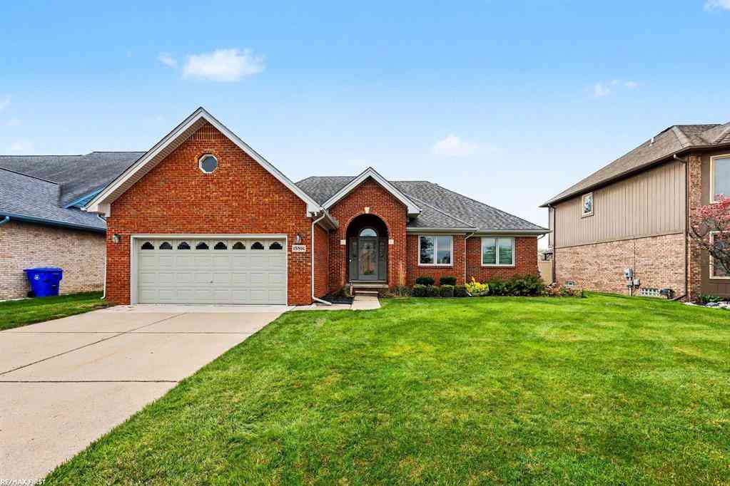 Homes For Sale - 15916 French Creek Drive <br/> Fraser, MI 48026