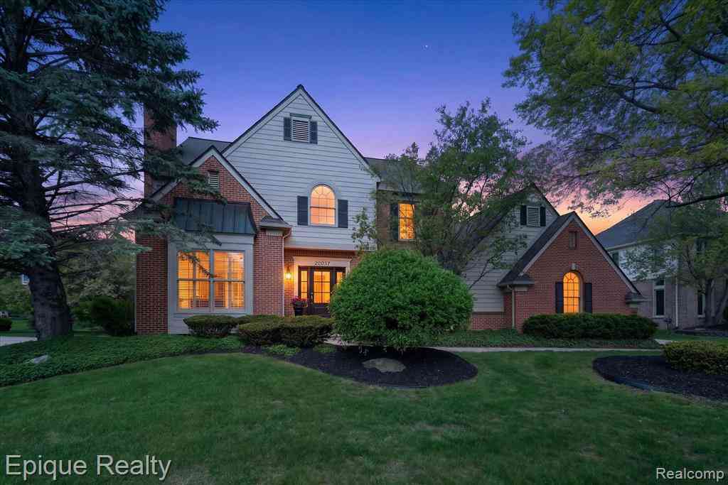 Homes For Sale - 22037 Chase Drive <br/> Novi, MI 48375