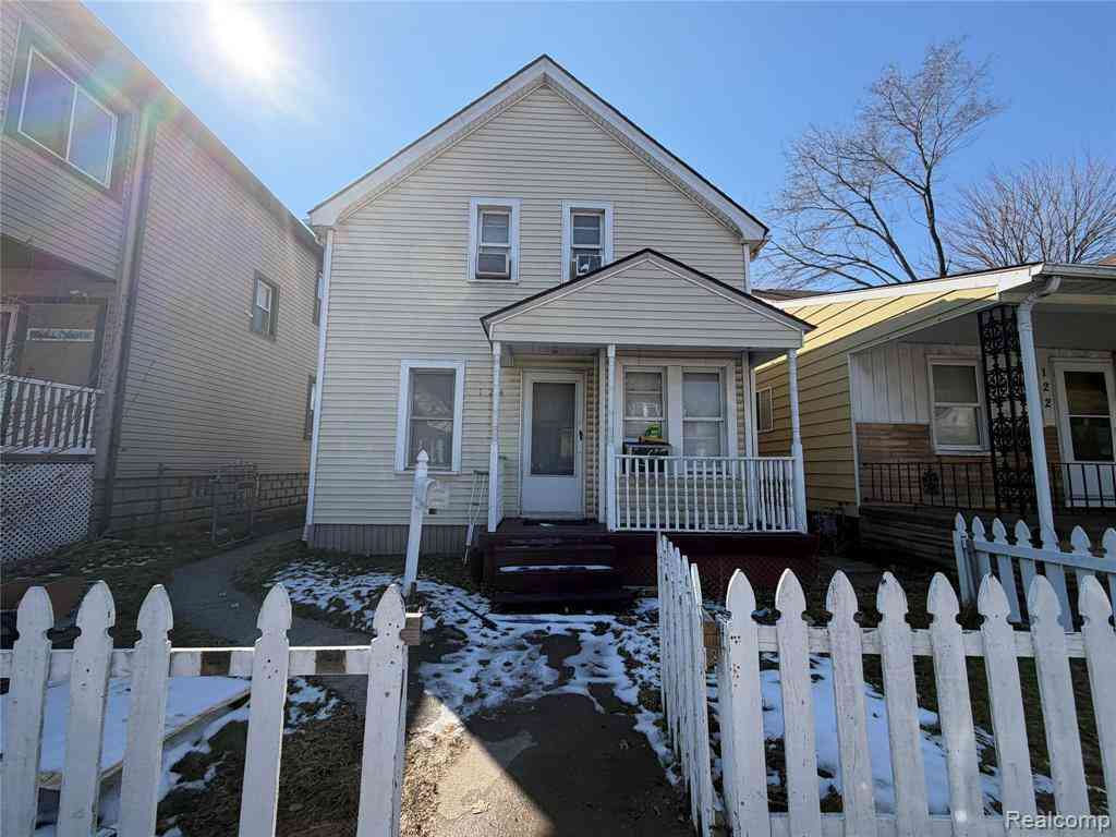 Homes For Sale - 124 Le Roy Street <br/> River Rouge, MI 48218