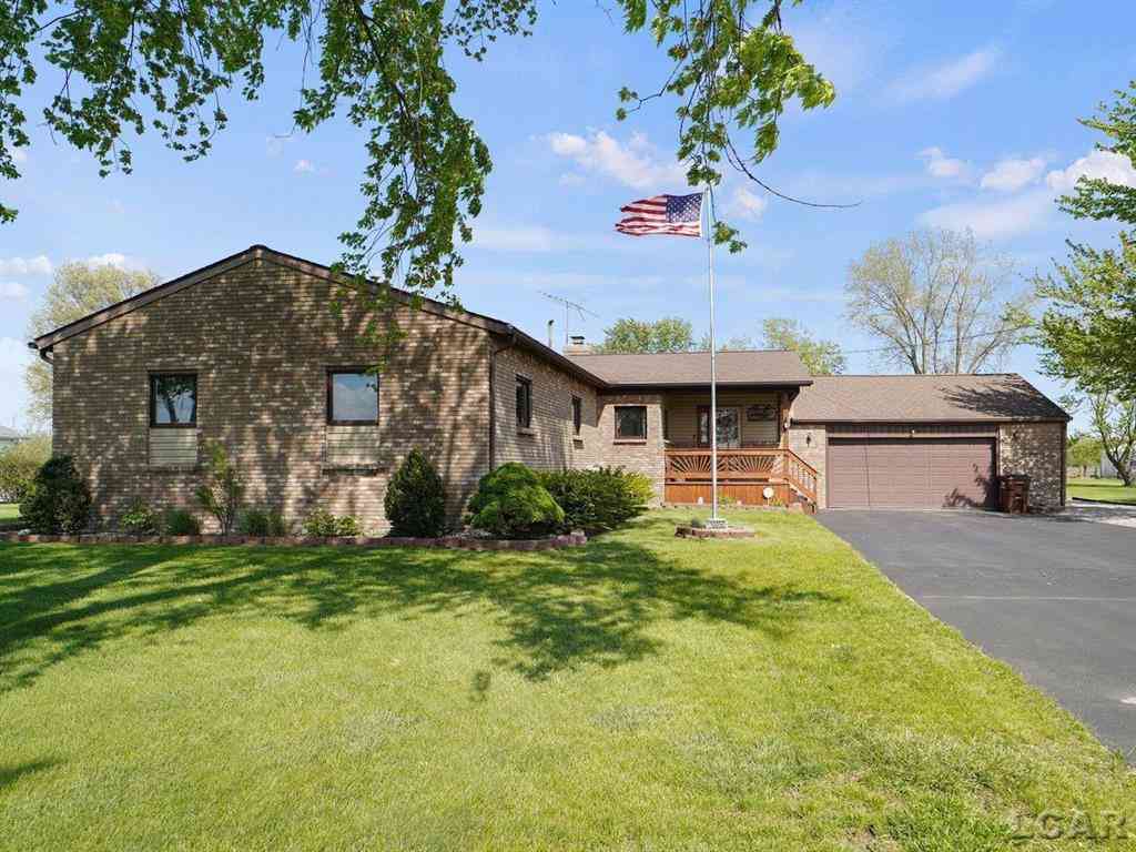 Homes For Sale - 10050 Whiteford Center Road <br/> Monroe County, Ottawa Lake, MI 49267