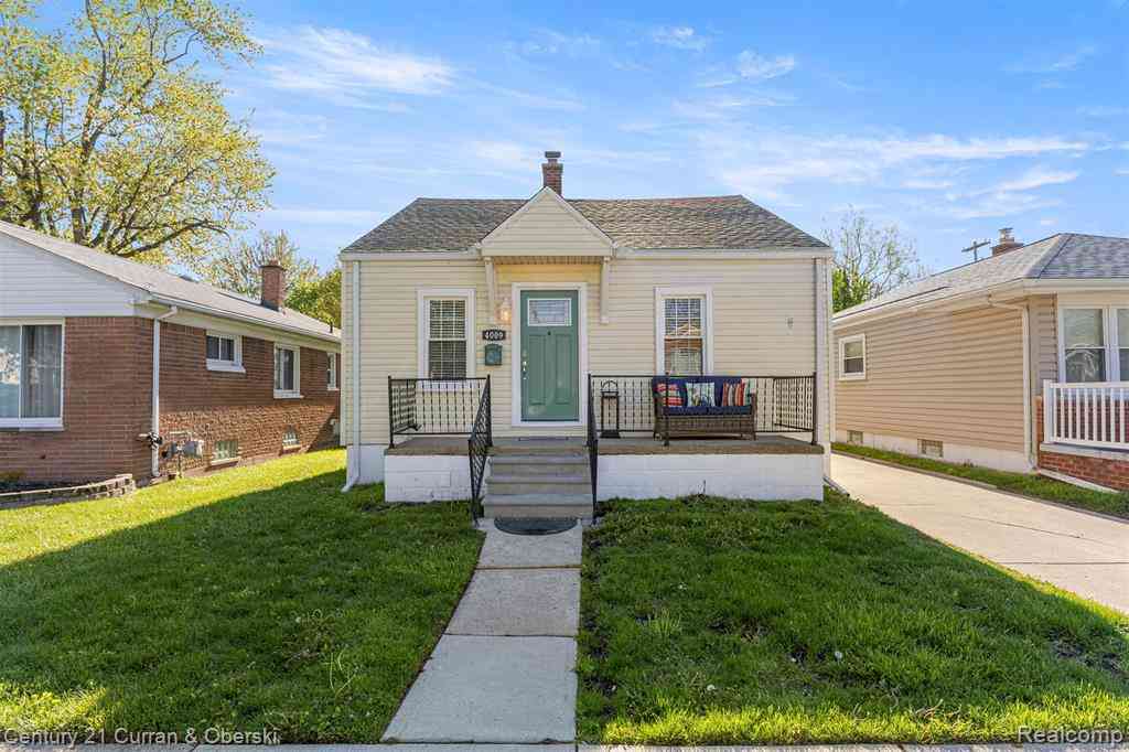 Homes For Sale - 4009 Agnes Avenue <br/> Lincoln Park, MI 48146