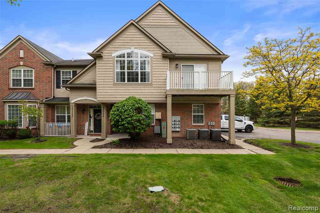 Condo For Sale - 47708 Ormskirk Drive <br/> Canton, MI 48188