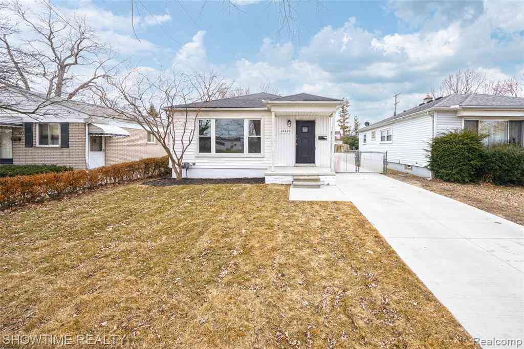 Homes For Sale - 22620 Raven Avenue <br/> Eastpointe, MI 48021