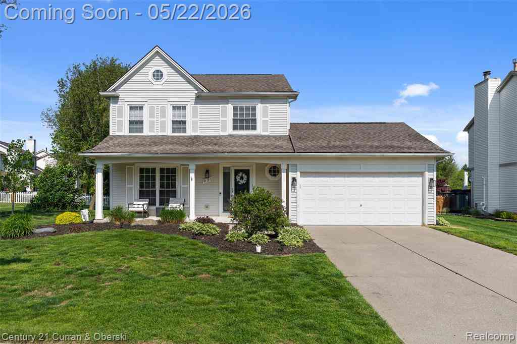 Homes For Sale - 931 S Parkwood Drive <br/> South Lyon, MI 48178