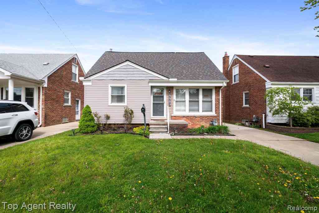 Homes For Sale - 9903 Ruth Avenue <br/> Allen Park, MI 48101