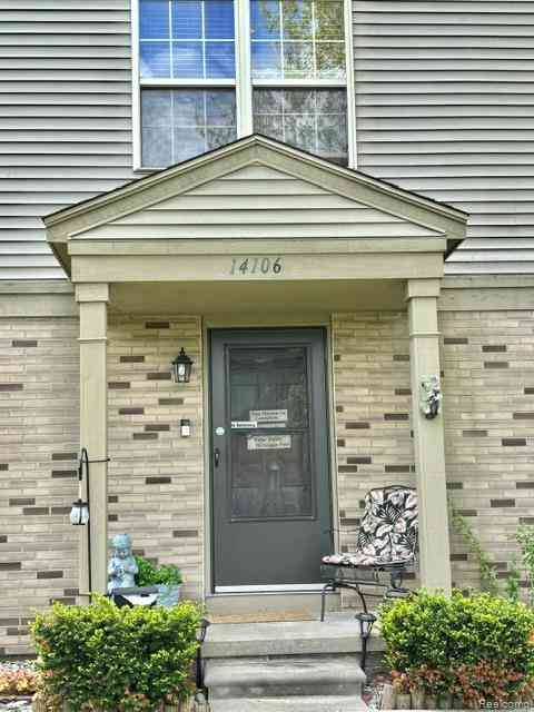 Condo For Sale - 14106 Watersway Drive  #40<br/> Wayne County, Gibraltar, MI 48173