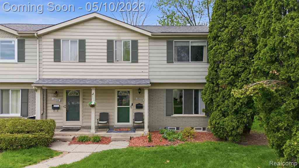 Condo For Sale - 26200 Franklin Pointe Drive <br/> Southfield, MI 48034