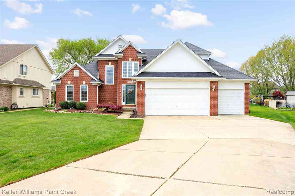 Homes For Sale - 53435 Pimpernil Lane <br/> Macomb County, Chesterfield, MI 48051