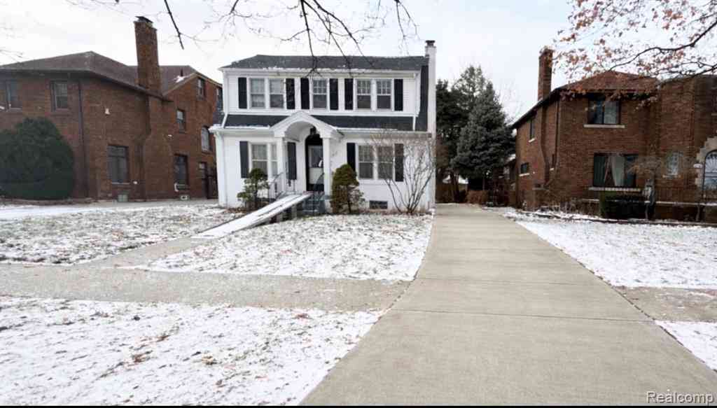 Homes For Sale - 19187 Gainsborough Road <br/> Detroit, MI 48223