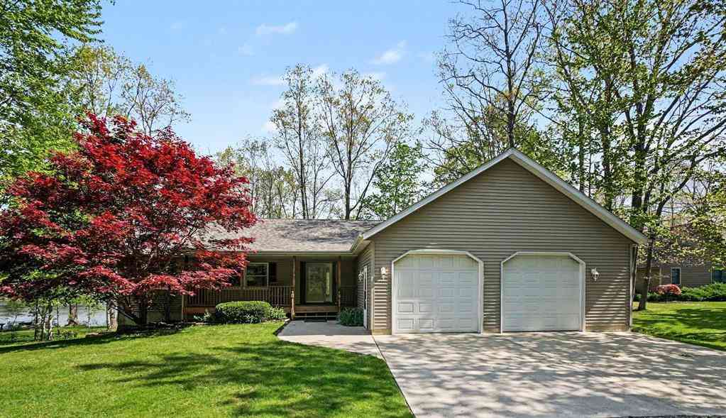 Homes For Sale - 32058 County Road 687  <br/> Van Buren County, Bangor, MI 49013