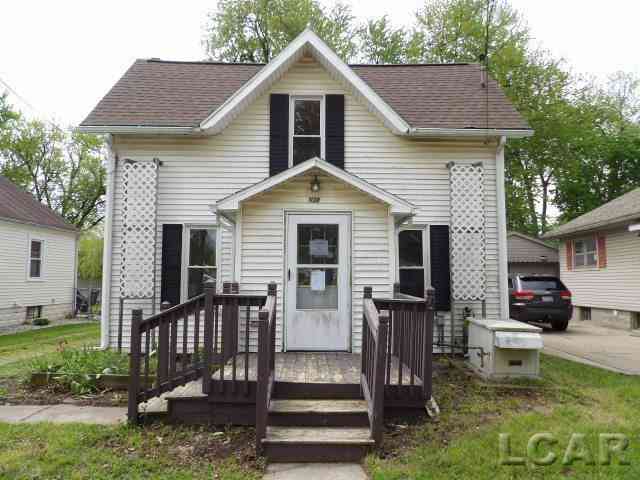 Homes For Sale - 1138 E Hunt Street <br/> Adrian, MI 49221