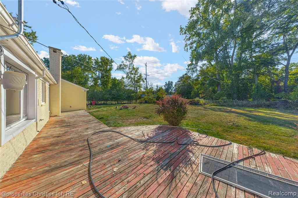 Homes For Rent - 6550 Inkster Road <br/> West Bloomfield, MI 48322