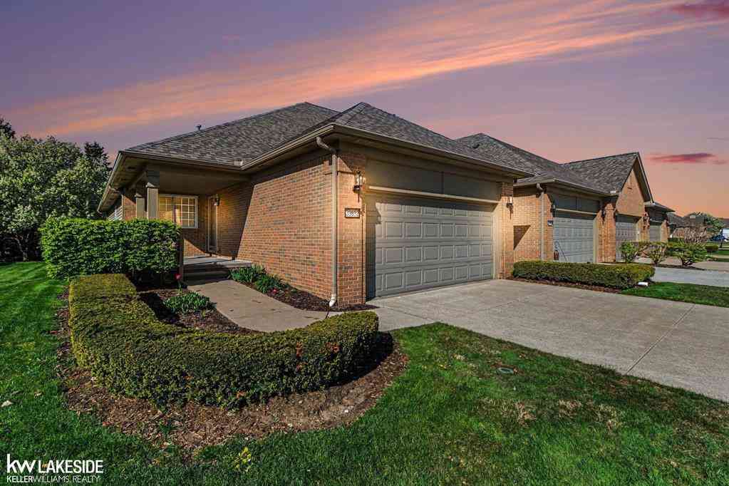 Condo For Sale - 33832 Michigamme Drive <br/> New Baltimore, MI 48047