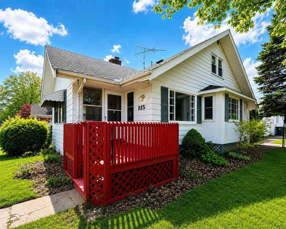 Homes For Sale - 815 Marquette Street <br/> Flint, MI 48504