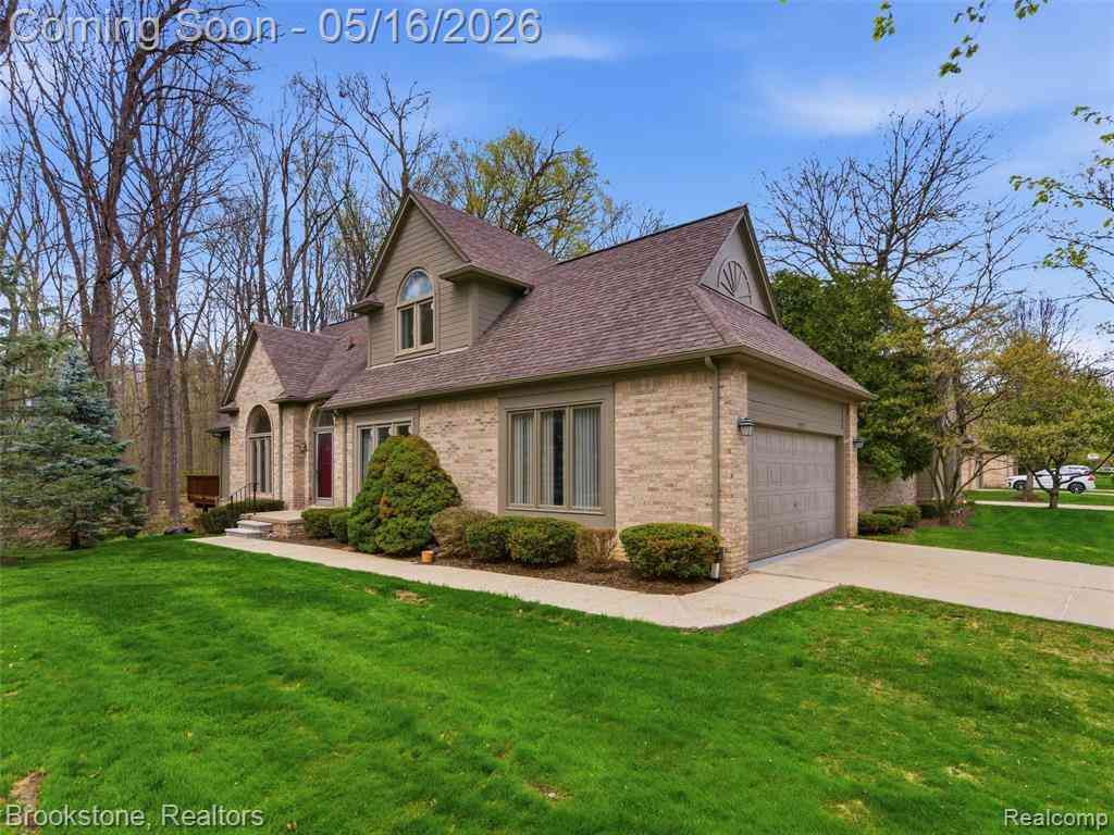 Condo For Sale - 47318 Cider Mill Drive <br/> Novi, MI 48374