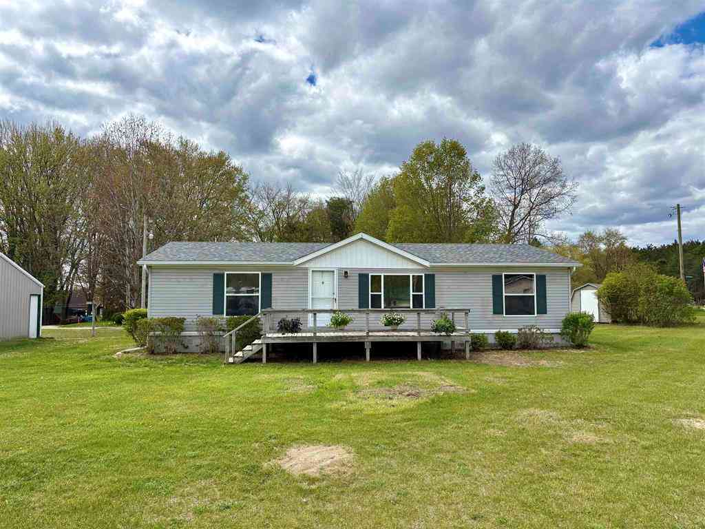 Homes For Sale - 1973 Midway Drive <br/> Weidman, MI 48893
