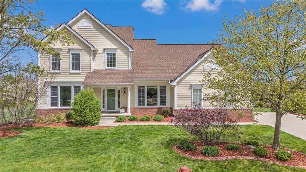 Homes For Sale - 4247 Bold Meadows Street <br/> Rochester, MI 48306