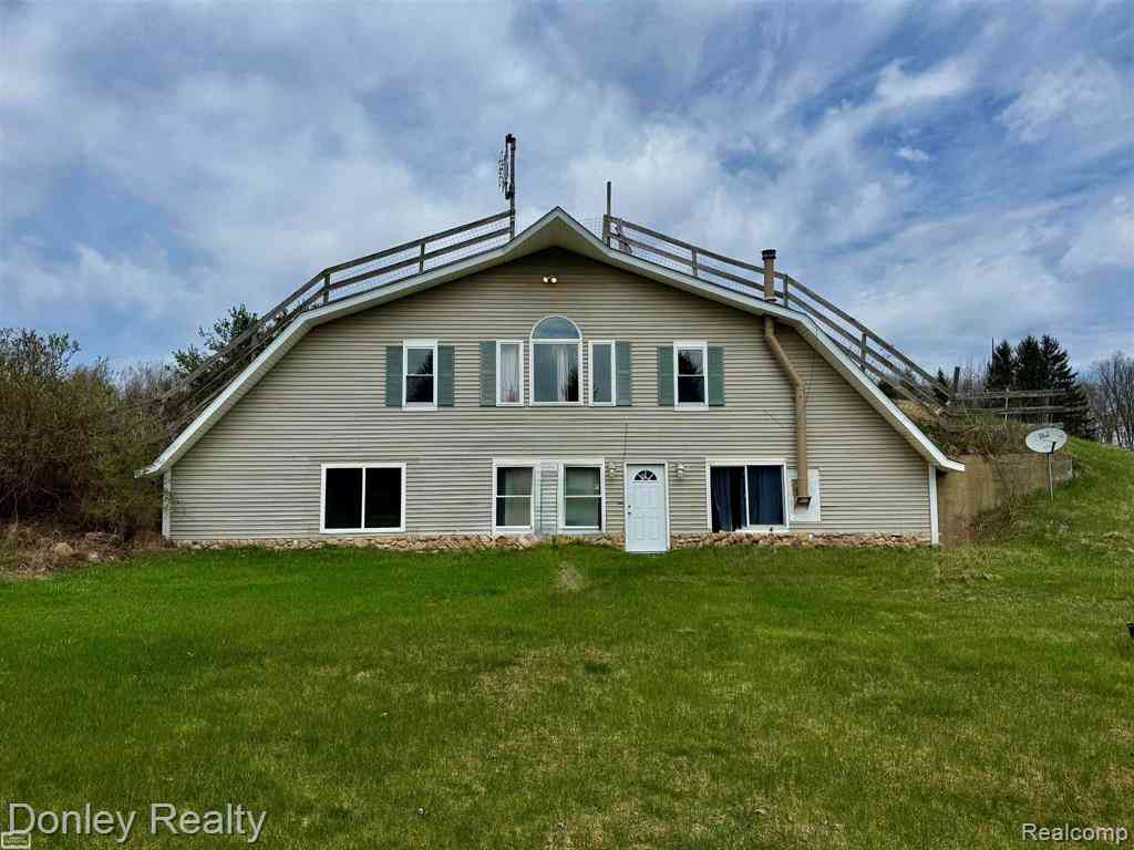 Homes For Sale - 7285 Mayville Road <br/> Marlette, MI 48453