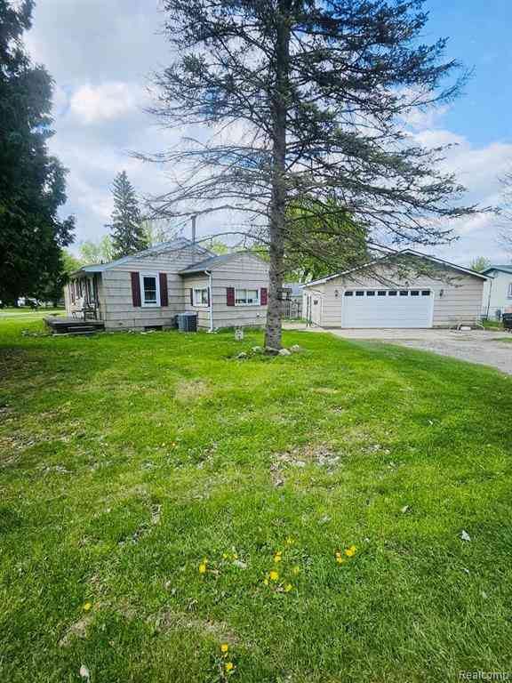 Homes For Sale - 2147 Kent Drive <br/> Davison, MI 48423
