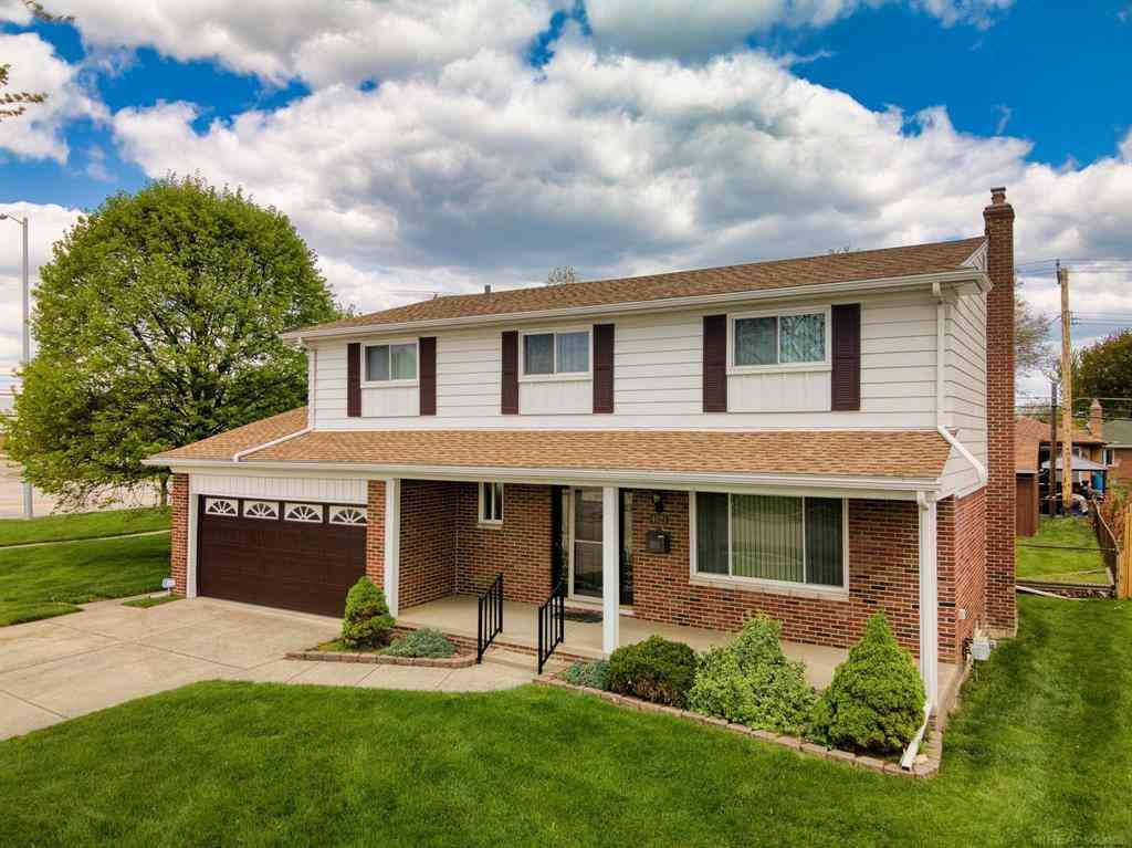 Homes For Sale - 4021 Augustine Drive <br/> Sterling Heights, MI 48310
