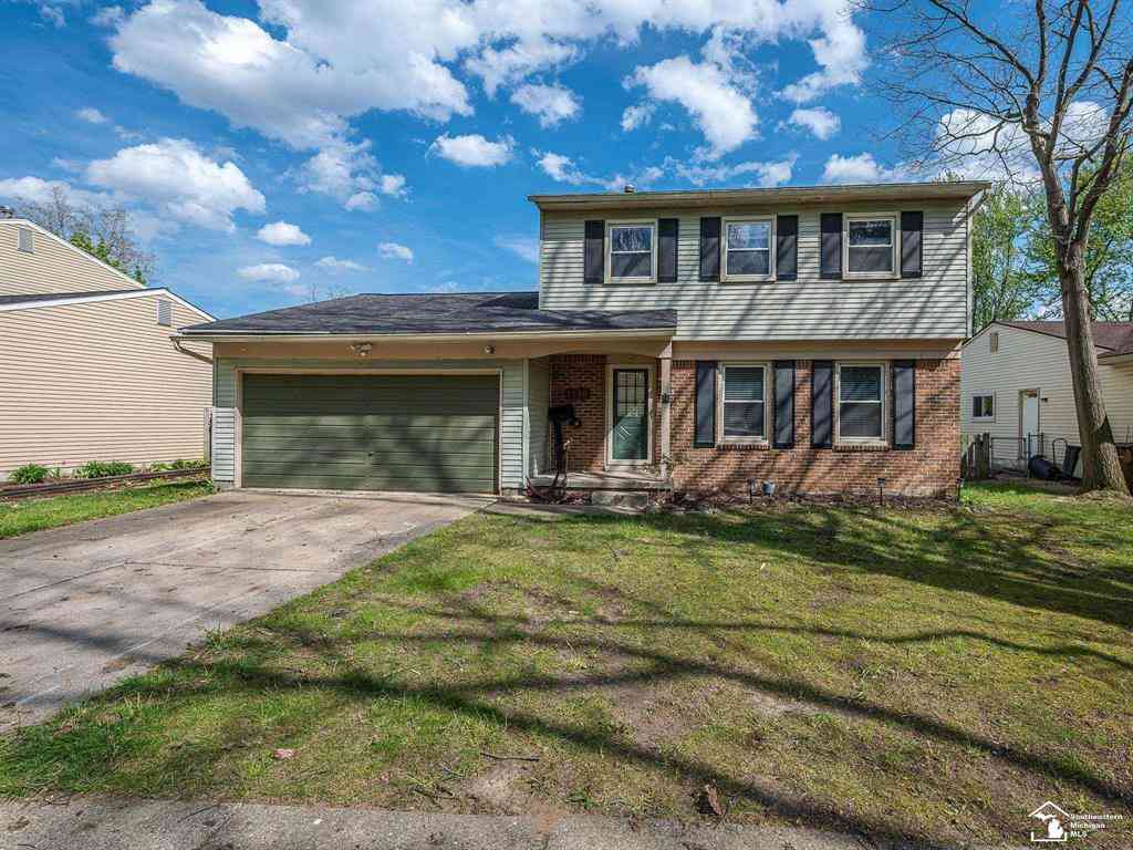 Homes For Sale - 1790 Hamlet Drive <br/> Ypsilanti, MI 48198