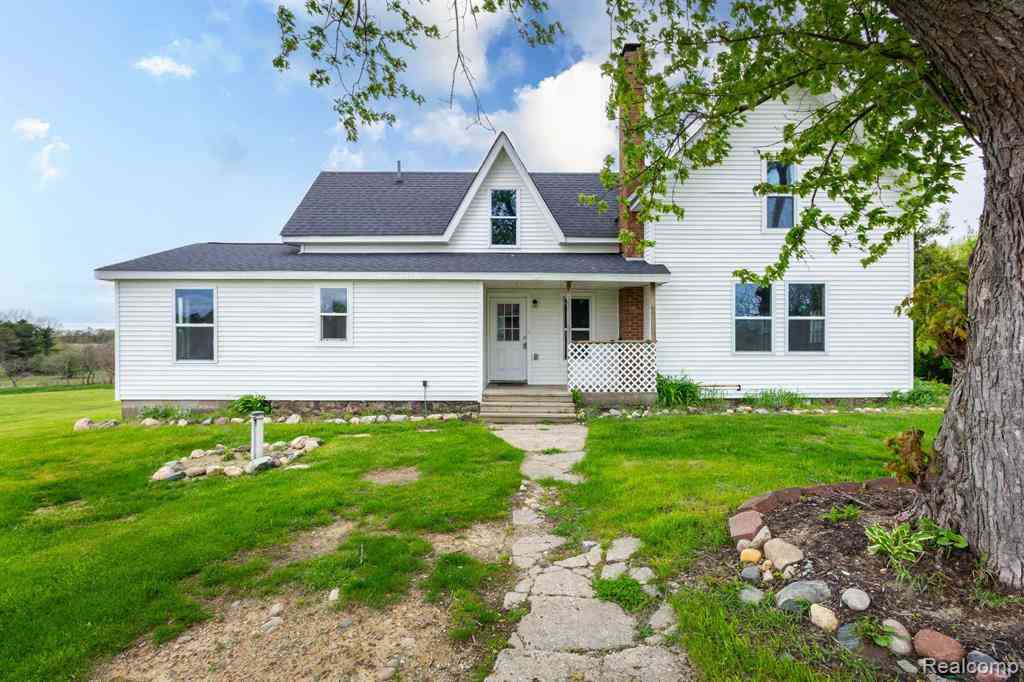 Homes For Sale - 1545 N Van Dyke Road <br/> Lapeer County, Imlay City, MI 48444