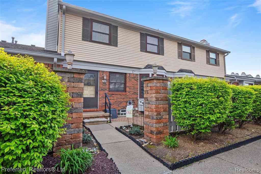 Condo For Sale - 1921 Vine Way Drive  #36<br/> Canton, MI 48188