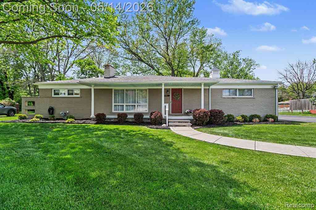 Homes For Sale - 27991 Green Willow Street <br/> Farmington Hills, MI 48331