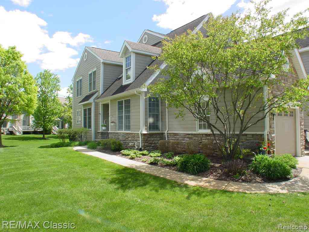 Condo For Sale - 26426 Island Lake Drive  #24<br/> Novi, MI 48374