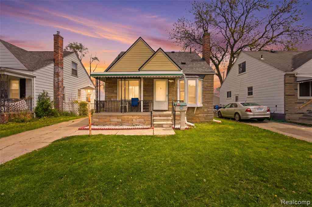 Homes For Sale - 21426 Syracuse Avenue <br/> Warren, MI 48091