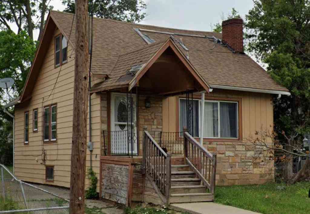 Homes For Sale - 205 E Jackson Avenue <br/> Flint, MI 48505