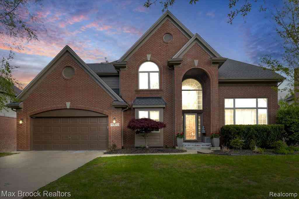 Homes For Sale - 31102 Bancroft Drive <br/> Novi, MI 48377