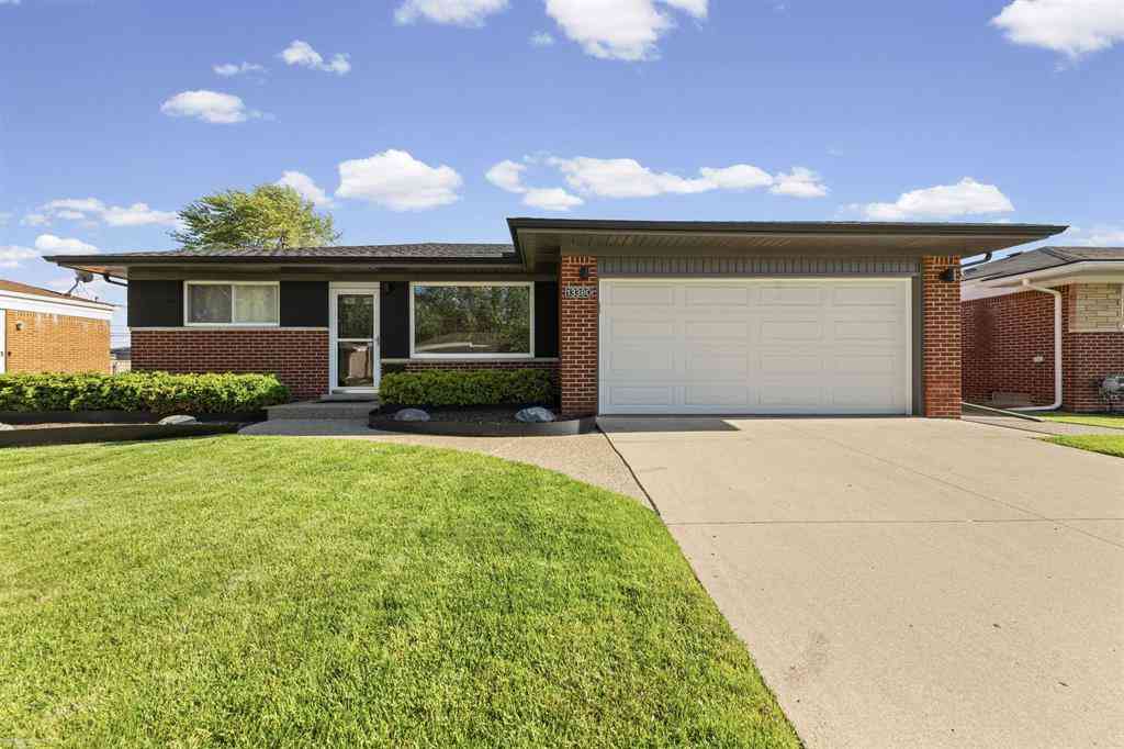 Homes For Sale - 13380 Perry Circle <br/> Warren, MI 48088