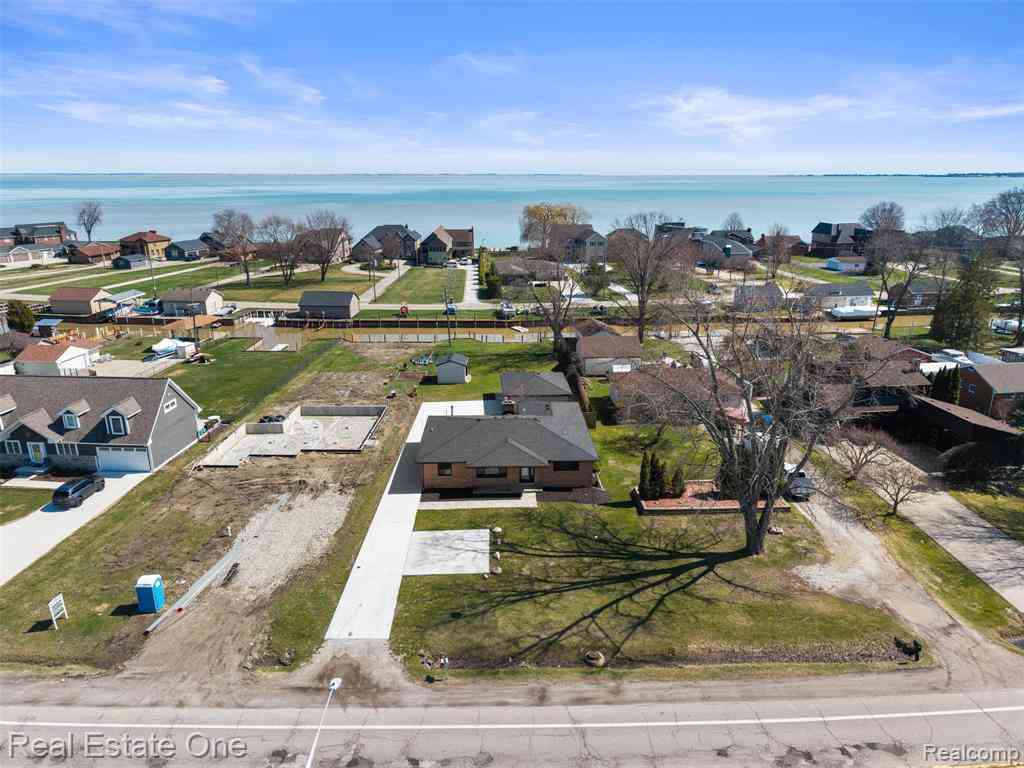 Homes For Sale - 47900 Jefferson Avenue <br/> Chesterfield, MI 48047