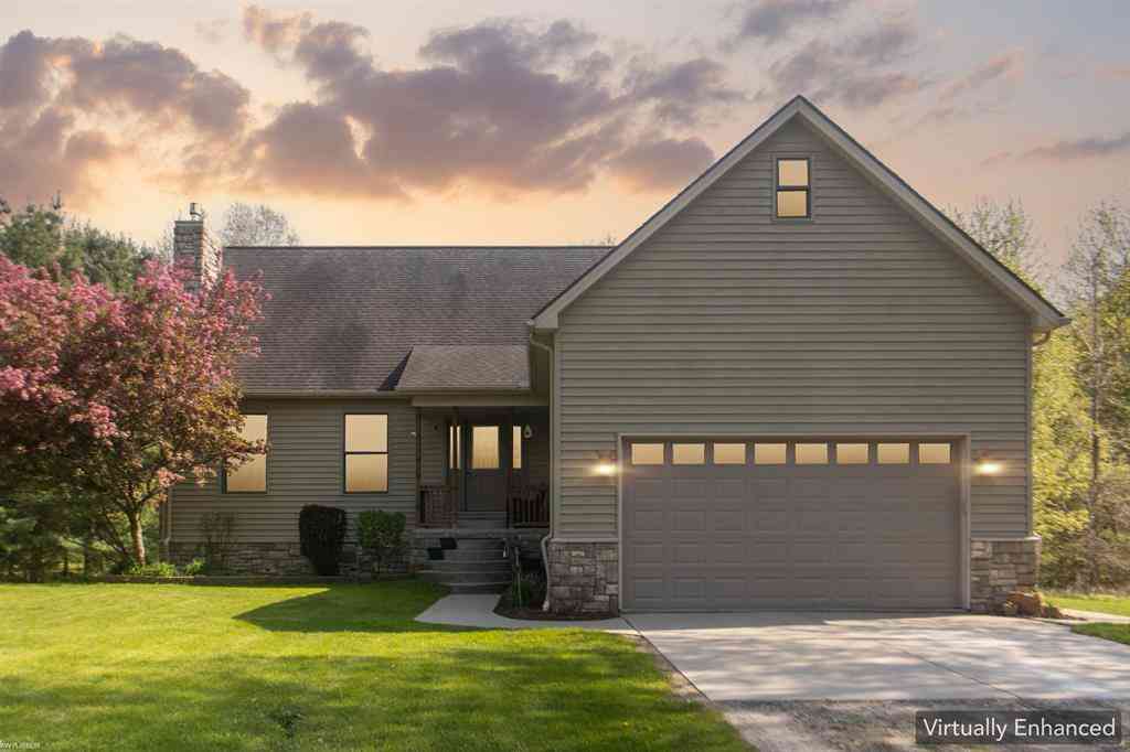 Homes For Sale - 6527 Genaw Road <br/> Algonac, MI 48001