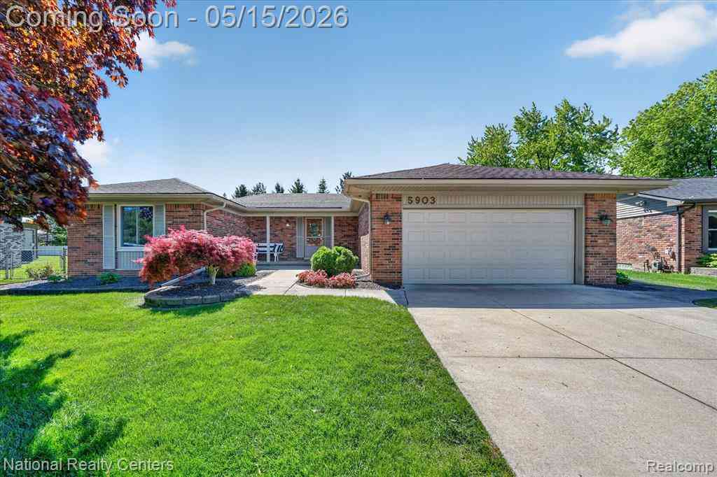 Homes For Sale - 5903 Beaufort Drive <br/> Canton, MI 48187