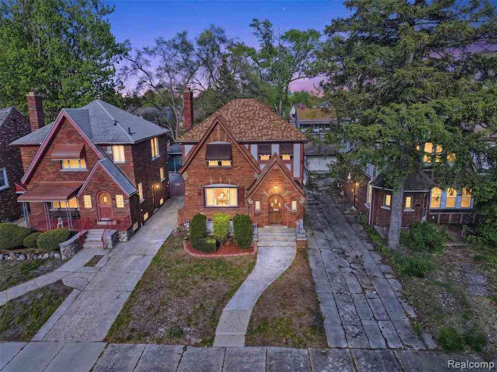 Homes For Sale - 19174 Woodingham Drive <br/> Detroit, MI 48221