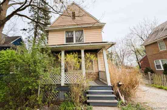 Homes For Sale - 628 N Perry Street <br/> Pontiac, MI 48342