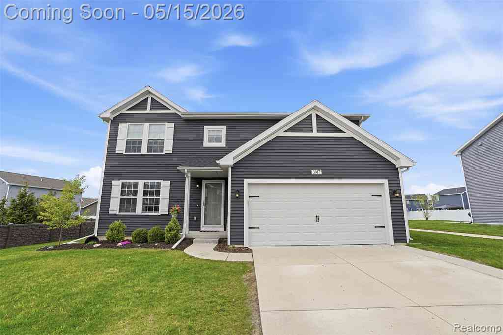 Homes For Sale - 3017 Ivy Wood Circle <br/> Howell, MI 48855