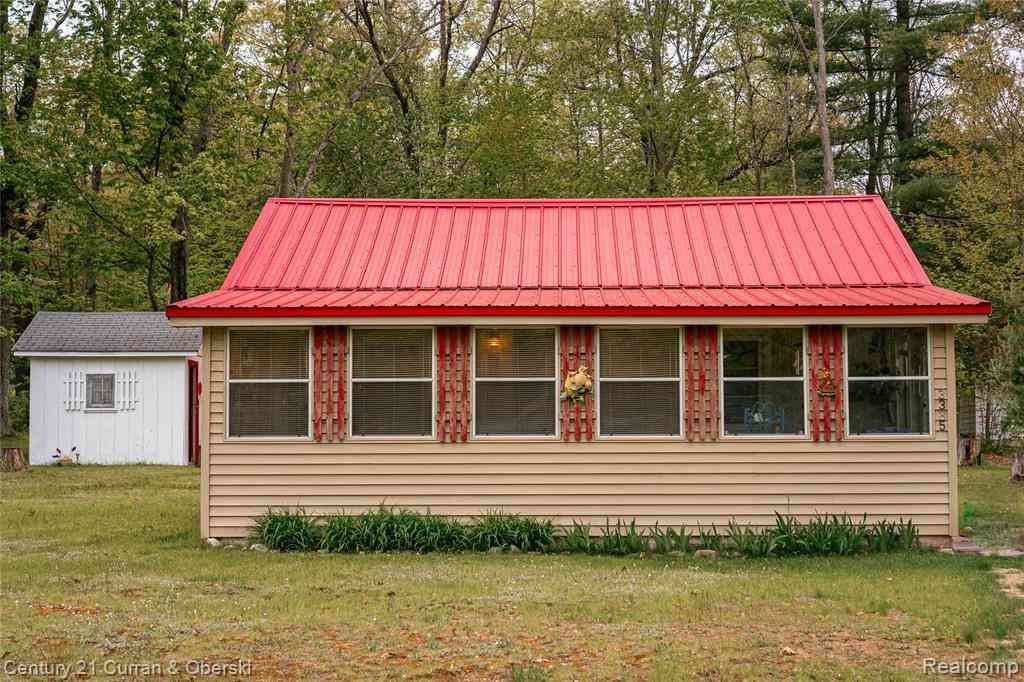 Homes For Sale - 3385 Woods Road <br/> Harrison, MI 48625