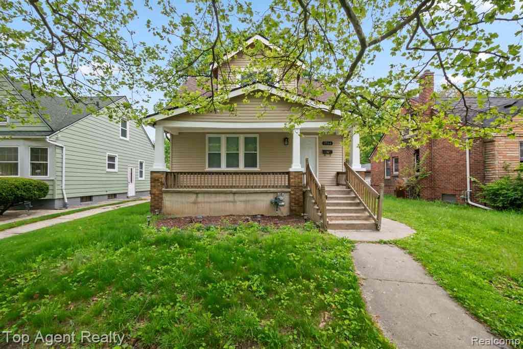 Homes For Sale - 19164 Riopelle Street <br/> Highland Park, MI 48203