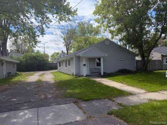 Homes For Sale - 935 Ingleside Avenue <br/> Flint, MI 48507