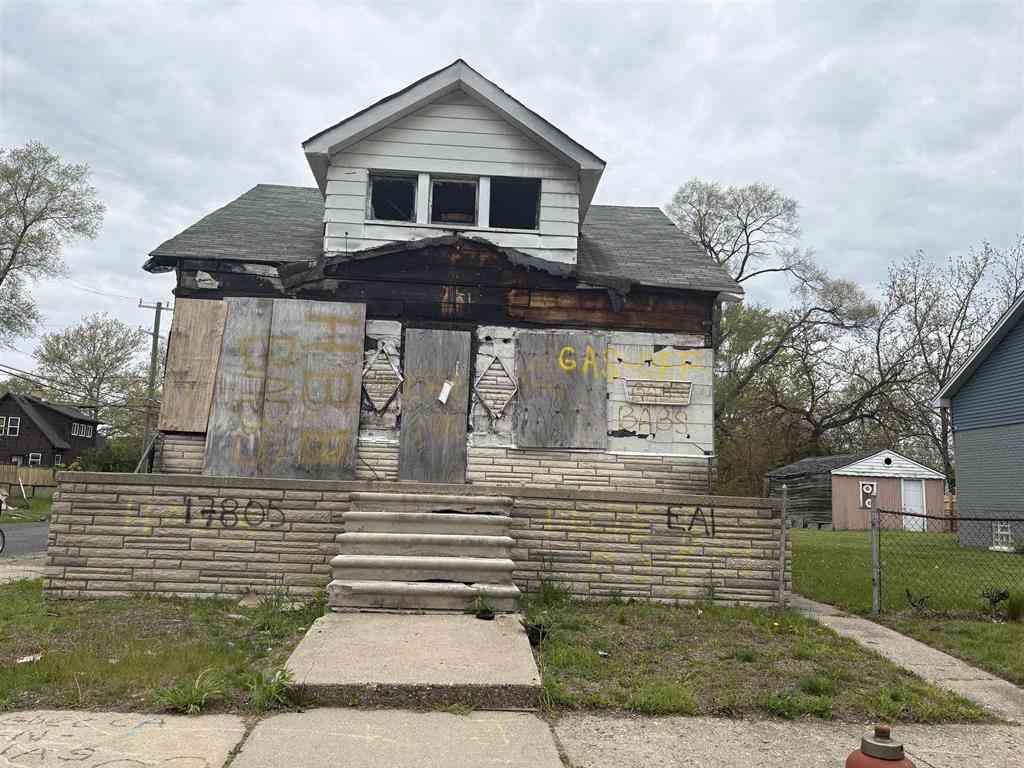 Homes For Sale - 17805 Fleming Street <br/> Hamtramck, MI 48212