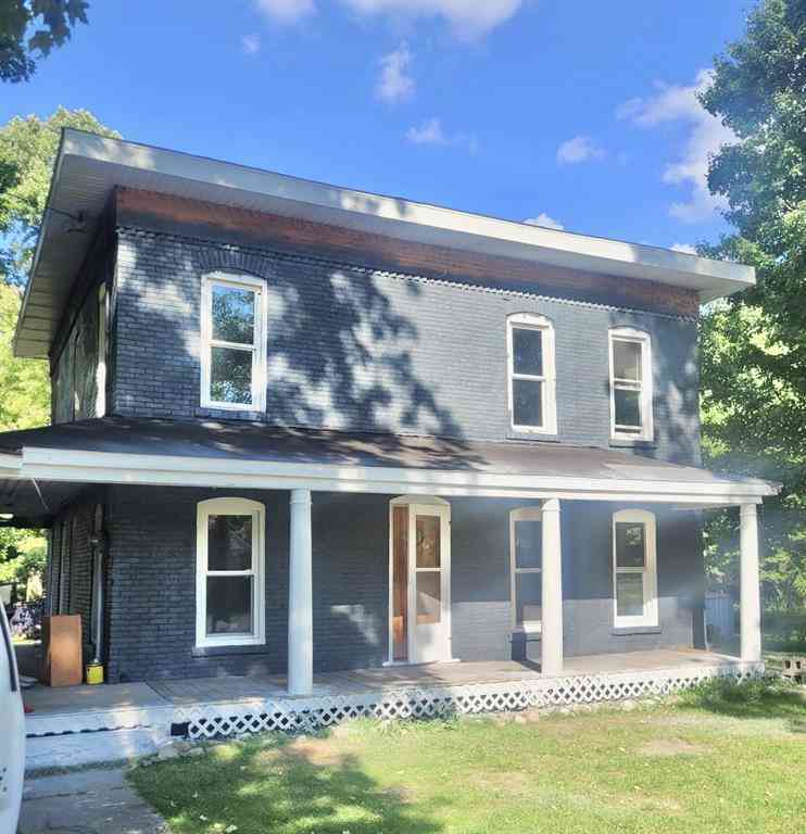 Homes For Sale - 347 Main Street <br/> Lawrence, MI 49064