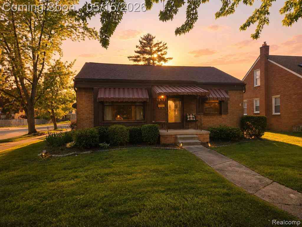 Homes For Sale - 1512 19th Street <br/> Wayne County, Wyandotte, MI 48192