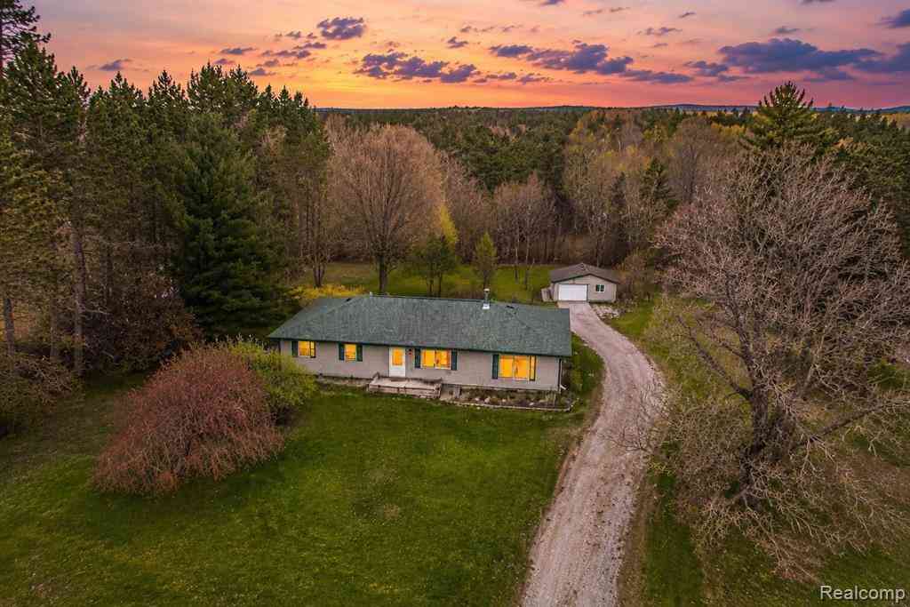 Homes For Sale - 1190 Meadow Road <br/> Iosco County, Tawas City, MI 48763