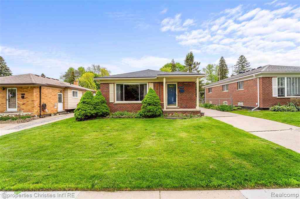 Homes For Sale - 1330 N Custer Avenue <br/> Oakland County, Clawson, MI 48017