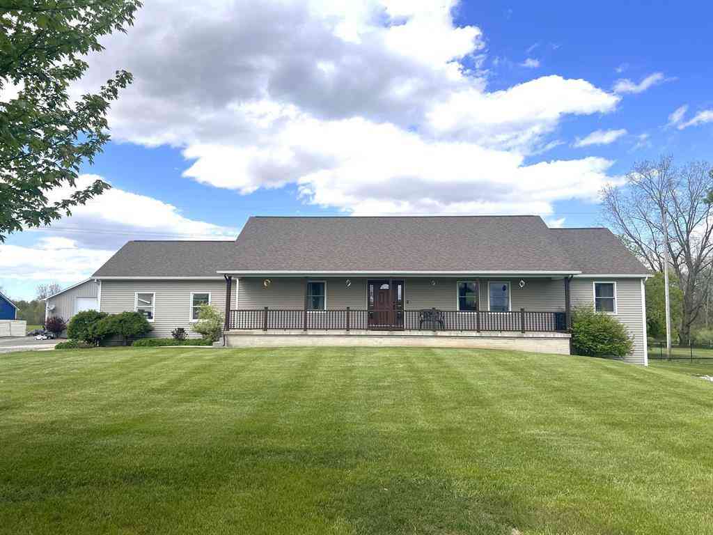 Homes For Sale - 775 E Beard Road <br/> Perry, MI 48872